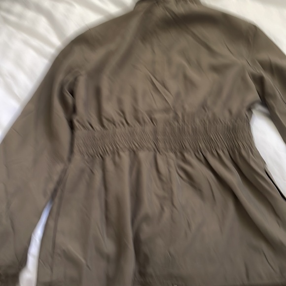 Magaschoni Lightweight Moisture Wicking Zip Jacket - Picture 9 of 9